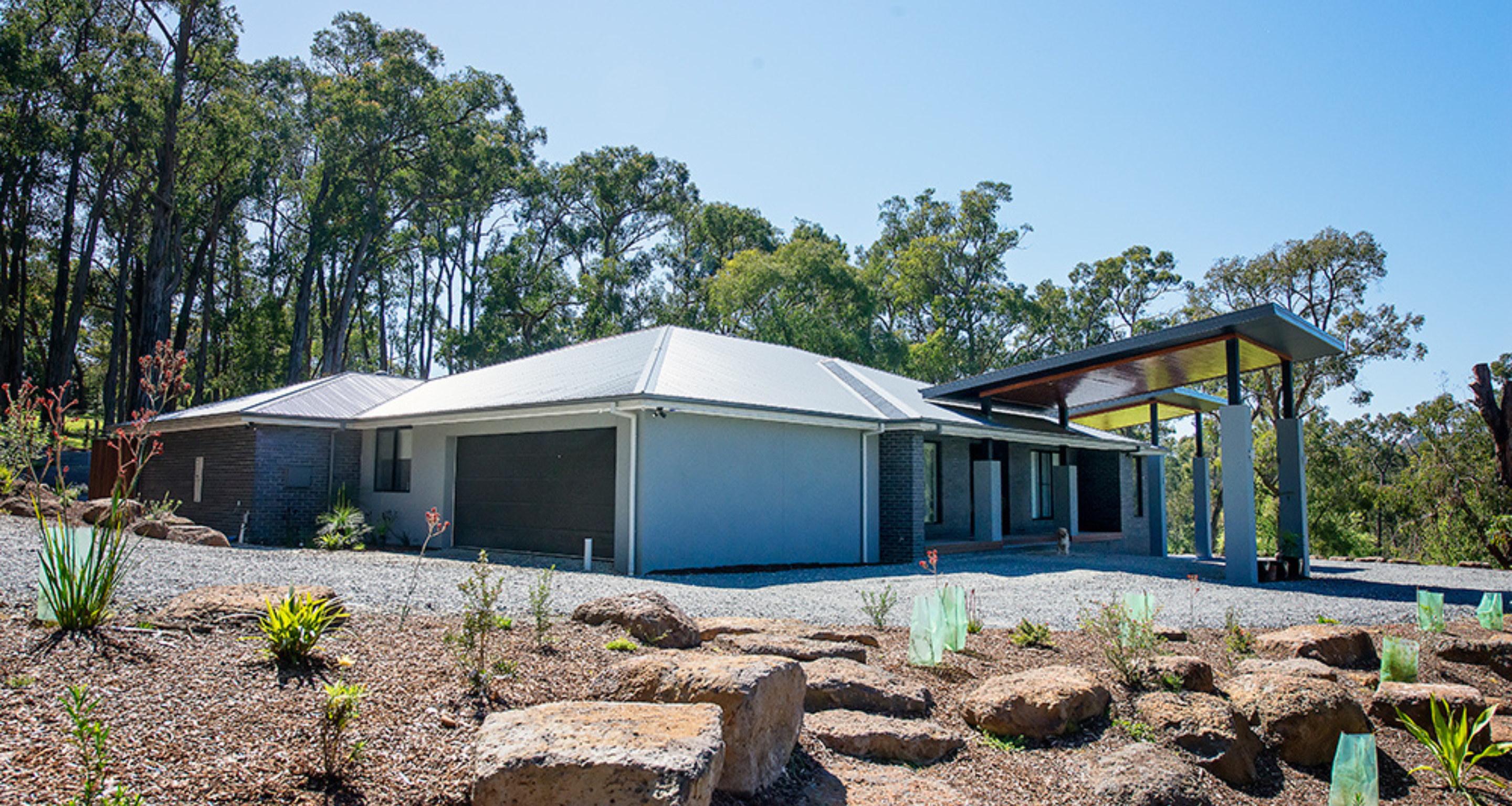 Combining luxury, elegance and nature for your custom Yarra Valley home.